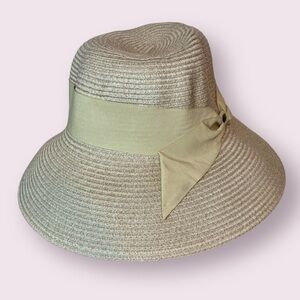 NWT C . C Exclusives Straw Sun Hat Tan One Size